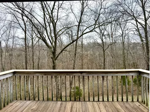 Exterior - 622 Beech St, Centerville, TN 37033 photo 4 of 9