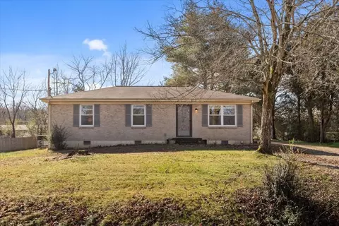 105 Mae Cir, Dickson, TN 37055