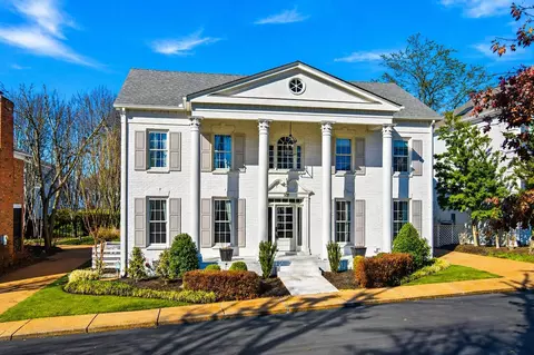 107 Chatsworth Dr, Nashville, TN 37215