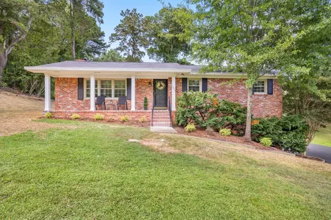5813 Northwoods Dr, Hixson, TN 37343
