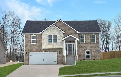 864 Burley Barn Rd, Clarksville, TN 37042