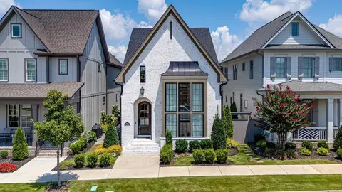 9423 Purbeck Ln, Ooltewah, TN 37363