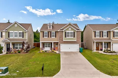 1242 Bill Wallace Dr, Friendsville, TN 37737