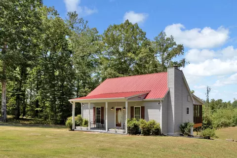 123 Lower Roans Creek Rd, Linden, TN 37096
