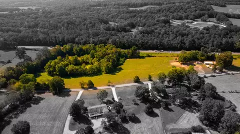 1210 Garton Rd, Burns, TN 37029