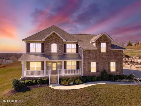 101 Littonberry St, Oak Ridge, TN 37830