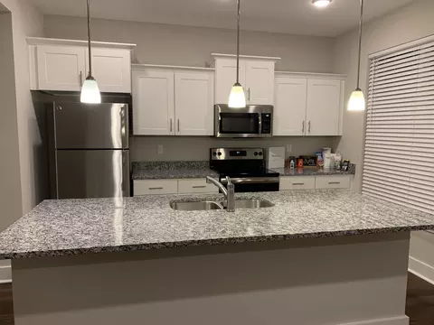 6039 Hillside Ln, Spring Hill, TN 37174