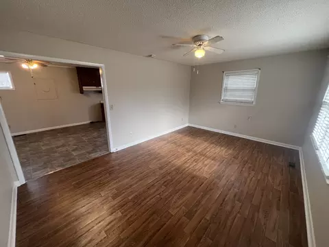 Living - 220 Apache Cir, Pulaski, TN 38478 photo 1 of 3