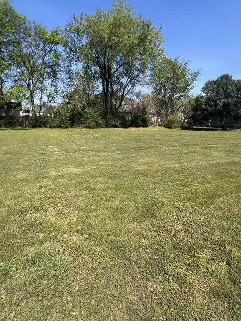Exterior - 220 Apache Cir, Pulaski, TN 38478 photo 3 of 5