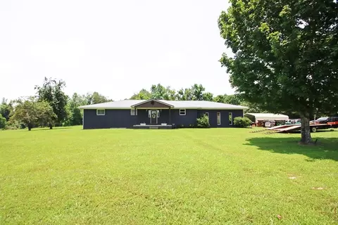 131 Collingwood Rd, Walling, TN 38587