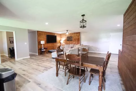 Dining - 131 Collingwood Rd, Walling, TN 38587 photo 1 of 1
