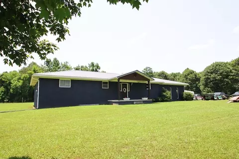 Exterior - 131 Collingwood Rd, Walling, TN 38587 photo 4 of 8