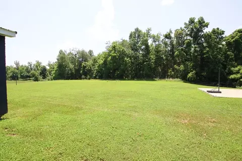 Exterior - 131 Collingwood Rd, Walling, TN 38587 photo 7 of 8