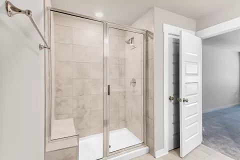 Bath - 4510 Ropha Ct, Murfreesboro, TN 37128 photo 2 of 5