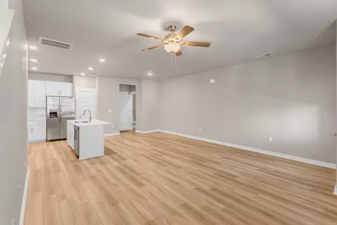 Living - 4510 Ropha Ct, Murfreesboro, TN 37128 photo 3 of 4