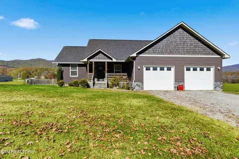 155 Mountain Vista Rd, Oliver Springs, TN 37840