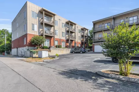 817 Flynn St #104, Chattanooga, TN 37403