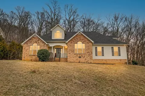 210 Matt Dr, Bell Buckle, TN 37020