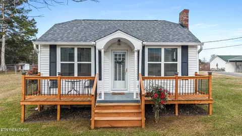 123 Highland Dr, Benton, TN 37307