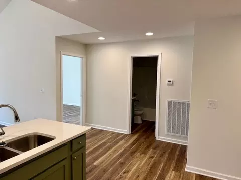 Entry Way - 22 Ghea Rd, Normandy, TN 37360 photo 1 of 2
