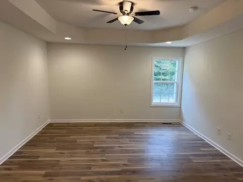 Living - 22 Ghea Rd, Normandy, TN 37360 photo 3 of 9