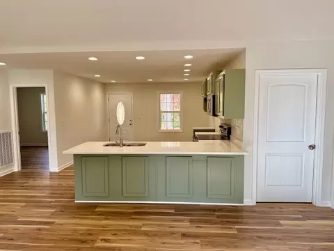 Kitchen - 22 Ghea Rd, Normandy, TN 37360 photo 4 of 6