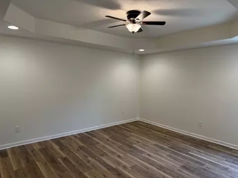 Living - 22 Ghea Rd, Normandy, TN 37360 photo 5 of 9