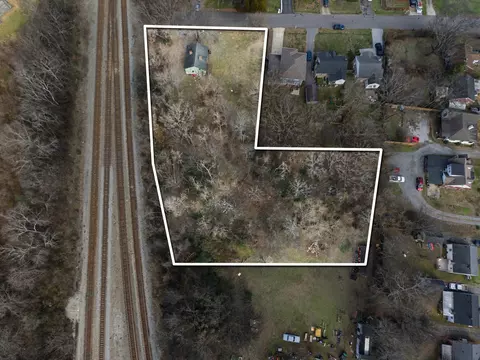 716 Gillock St, Nashville, TN 37216