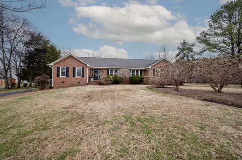 402 Richard Rd, Murfreesboro, TN 37129