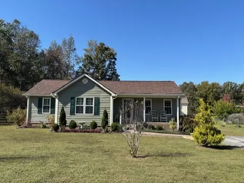 1014 Post Oak Dr, Dickson, TN 37055