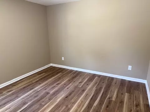 Bedroom - 206 Hotel St, Decherd, TN 37324 photo 5 of 6