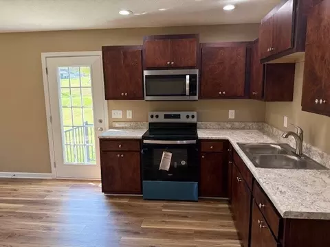 Kitchen - 206 Hotel St, Decherd, TN 37324 photo 5 of 5