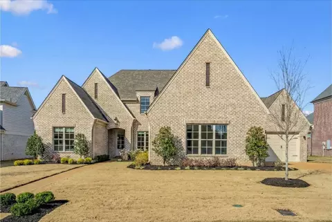 55 Piper Hollow Dr, Collierville, TN 38017