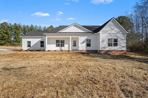4211 Asbury Rd, Manchester, TN 37355