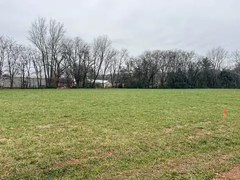 243 W Jefferson Pike, Murfreesboro, TN 37129