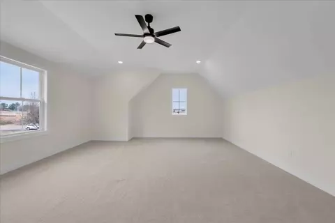 Bedroom - 83 Hickory Grove Dr, Morrison, TN 37357 photo 5 of 6
