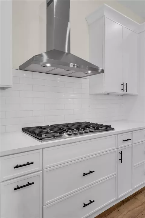 Kitchen - 83 Hickory Grove Dr, Morrison, TN 37357 photo 6 of 7