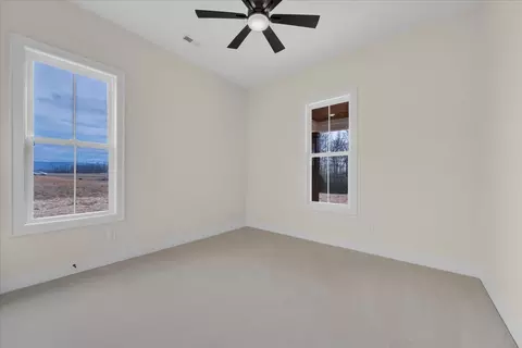 Bedroom - 83 Hickory Grove Dr, Morrison, TN 37357 photo 3 of 6