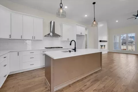 Kitchen - 83 Hickory Grove Dr, Morrison, TN 37357 photo 4 of 7