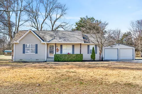 4020 Ashley Dr, Murfreesboro, TN 37128