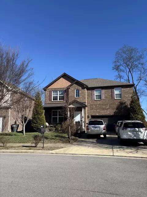 8064 Brockman Ln, Nashville, TN 37211