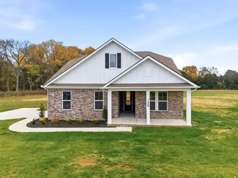 1429 Charles Dr, Chapel Hill, TN 37034