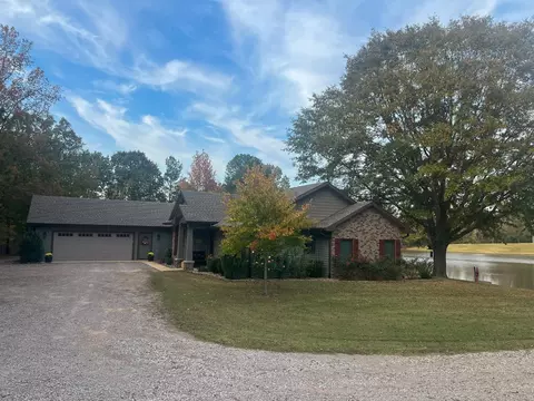 1231 Murray School Rd, Selmer, TN 38375