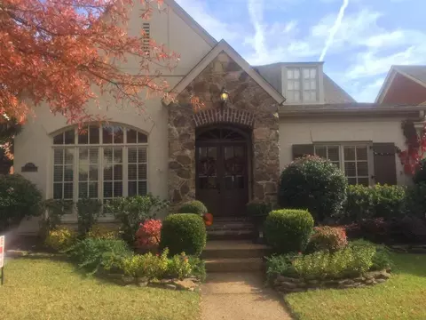 298 E Colbert St, Collierville, TN 38017 photo 1