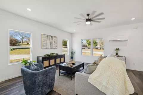 3836 Agawela Dr, Chattanooga, TN 37406