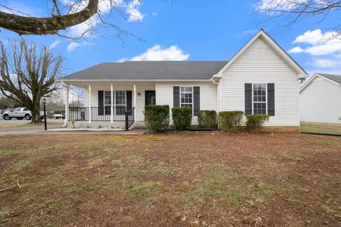 2719 Rocking Horse Ln, Murfreesboro, TN 37130