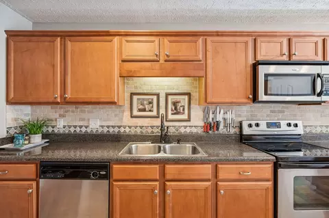 Kitchen - 3309 Risen Star Dr, Murfreesboro, TN 37128 photo 3 of 3