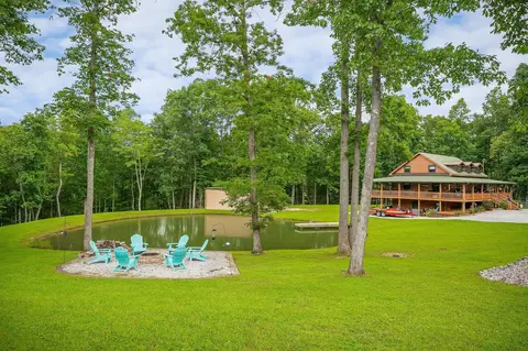 137 Allens Way, Crossville, TN 38572