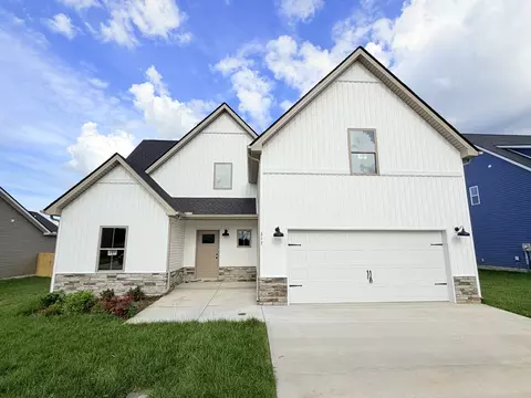 317 Galway Dr, Clarksville, TN 37042