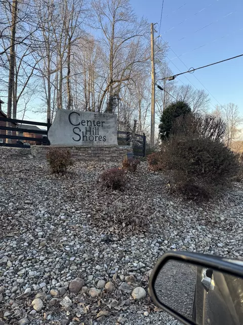 24 Swiper Dr, Smithville, TN 37166